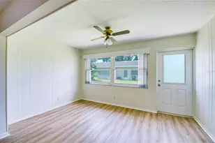 11200 102nd Ave, Seminole, FL 33778 - Photo 11