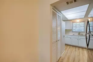 11200 102nd Ave, Seminole, FL 33778 - Photo 19