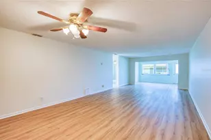 11200 102nd Ave, Seminole, FL 33778 - Photo 15
