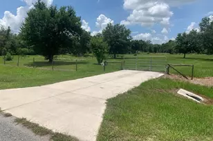 40906 11th Ave E, Myakka City, FL 34251 - Photo 1