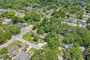 1504 E 99th Ave, Tampa, FL 33612 - Photo 9