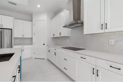 15101 N 19th Street, Lutz, FL 33549 - Photo 23