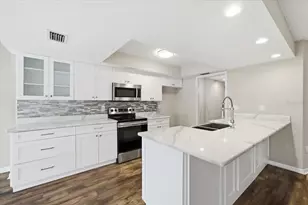 13510 Avista Dr, Tampa, FL 33624 - Photo 5