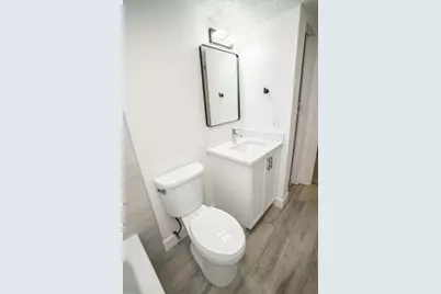 11314 N 52nd Street #B17, Tampa, FL 33617 - Photo 23