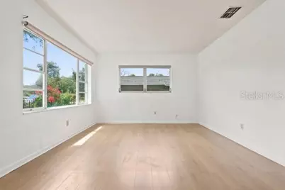 410 S Oakwood Avenue, Brandon, FL 33511 - Photo 5