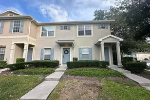 15723 Fishhawk Falls Dr, Lithia, FL 33547 - Photo 3