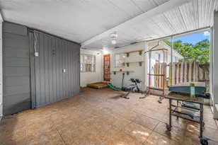 6219 Hampton Dr N, Saint Petersburg, FL 33710 - Photo 31