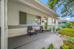 6219 Hampton Dr N, Saint Petersburg, FL 33710 - Photo 3