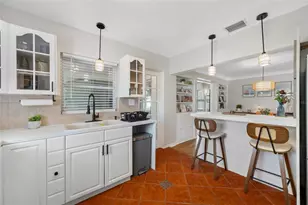 6219 Hampton Dr N, Saint Petersburg, FL 33710 - Photo 15