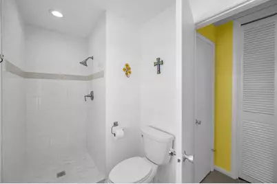1310 41st Avenue NE, Saint Petersburg, FL 33703 - Photo 41