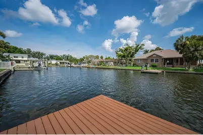 1310 41st Avenue NE, Saint Petersburg, FL 33703 - Photo 29