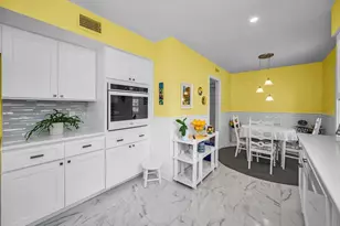 1310 41st Ave NE, Saint Petersburg, FL 33703 - Photo 17