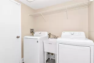 2524 W Brook Ln, Clearwater, FL 33761 - Photo 25