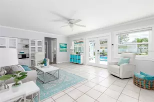 110 Sunset Dr S, Saint Petersburg, FL 33707 - Photo 23