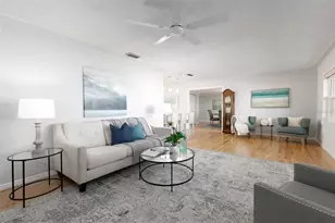 110 Sunset Dr S, Saint Petersburg, FL 33707 - Photo 11