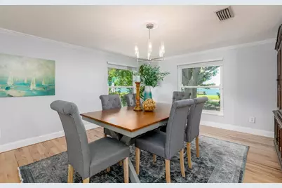 110 Sunset Drive S, Saint Petersburg, FL 33707 - Photo 19