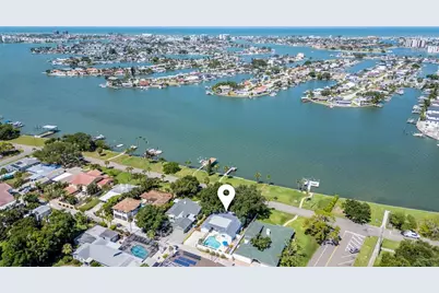 110 Sunset Drive S, Saint Petersburg, FL 33707 - Photo 43