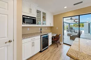 6301 Cottonwood Ln, Apollo Beach, FL 33572 - Photo 19