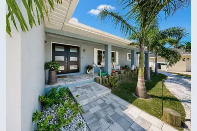 6301 Cottonwood Lane, Apollo Beach, FL 33572 - Photo 5