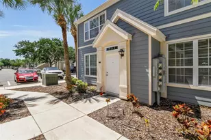 5541 Rosehill Rd, Sarasota, FL 34233 - Photo 3
