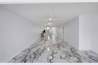 573 Boca Ciega Point Boulevard N, Saint Petersburg, FL 33708 - Photo 23
