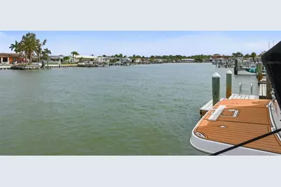 573 Boca Ciega Point Boulevard N, Saint Petersburg, FL 33708 - Photo 41