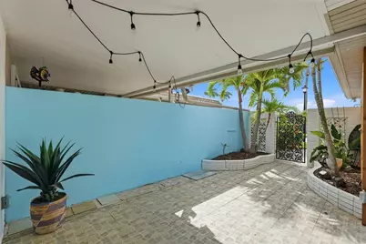 573 Boca Ciega Point Boulevard N, Saint Petersburg, FL 33708 - Photo 5
