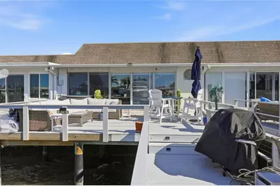 573 Boca Ciega Point Boulevard N, Saint Petersburg, FL 33708 - Photo 37