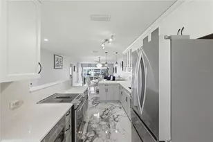 573 Boca Ciega Point Blvd N, Saint Petersburg, FL 33708 - Photo 15