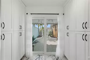 573 Boca Ciega Point Blvd N, Saint Petersburg, FL 33708 - Photo 17