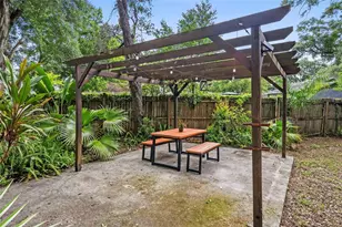 2016 E Powhatan Ave, Tampa, FL 33610 - Photo 37