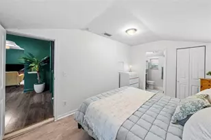 2016 E Powhatan Ave, Tampa, FL 33610 - Photo 17
