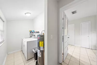 2016 E Powhatan Avenue, Tampa, FL 33610 - Photo 29