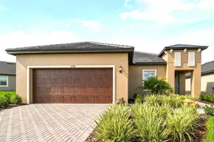 10583 Tupper Cay Dr, San Antonio, FL 33576 - Photo 1