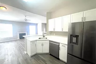 18046 Villa Creek Dr, Tampa, FL 33647 - Photo 7