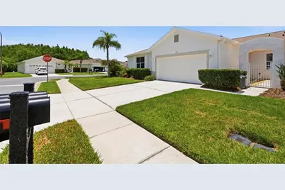 8237 Fallglo Lane, Land O Lakes, FL 34637 - Photo 45