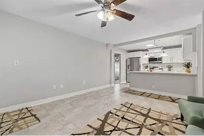 804 Valencia Road, Plant City, FL 33563 - Photo 11