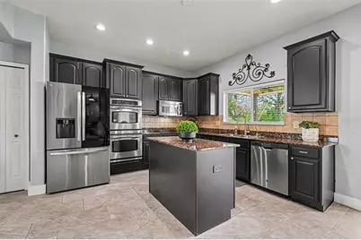 12915 Carlington Ln, Riverview, FL 33579 - Photo 5
