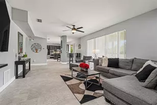 12915 Carlington Ln, Riverview, FL 33579 - Photo 7