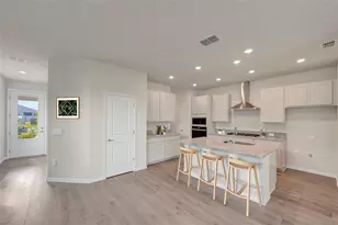 2820 Marrakesh Ln, Sarasota, FL 34234 - Photo 3