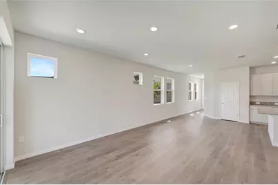 2820 Marrakesh Lane, Sarasota, FL 34234 - Photo 9