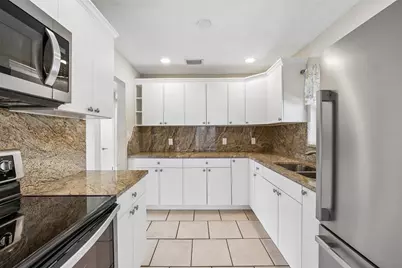 1547 56th Avenue N, Saint Petersburg, FL 33703 - Photo 15