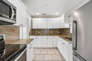 1547 56th Ave N, Saint Petersburg, FL 33703 - Photo 15