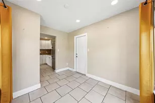 1547 56th Ave N, Saint Petersburg, FL 33703 - Photo 21
