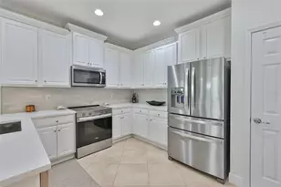 5532 Sunset Falls Dr, Apollo Beach, FL 33572 - Photo 11