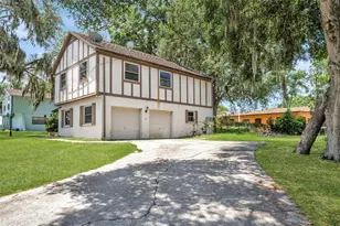 8020 Tierra Verde Dr, Tampa, FL 33617 - Photo 5