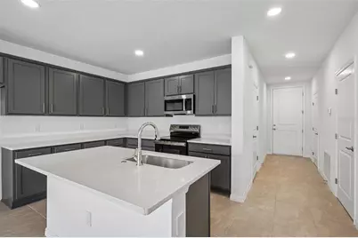 34559 Turpins Avenue, Zephyrhills, FL 33541 - Photo 9
