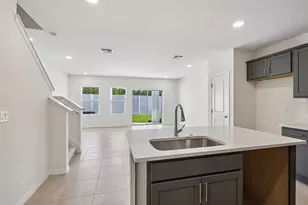 34559 Turpins Ave, Zephyrhills, FL 33541 - Photo 13