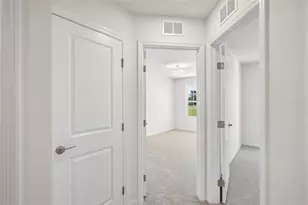34559 Turpins Ave, Zephyrhills, FL 33541 - Photo 17