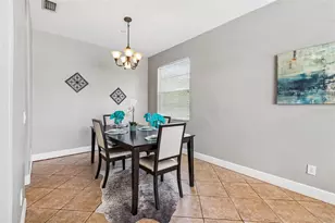 27211 Liriope Ct, Wesley Chapel, FL 33544 - Photo 9
